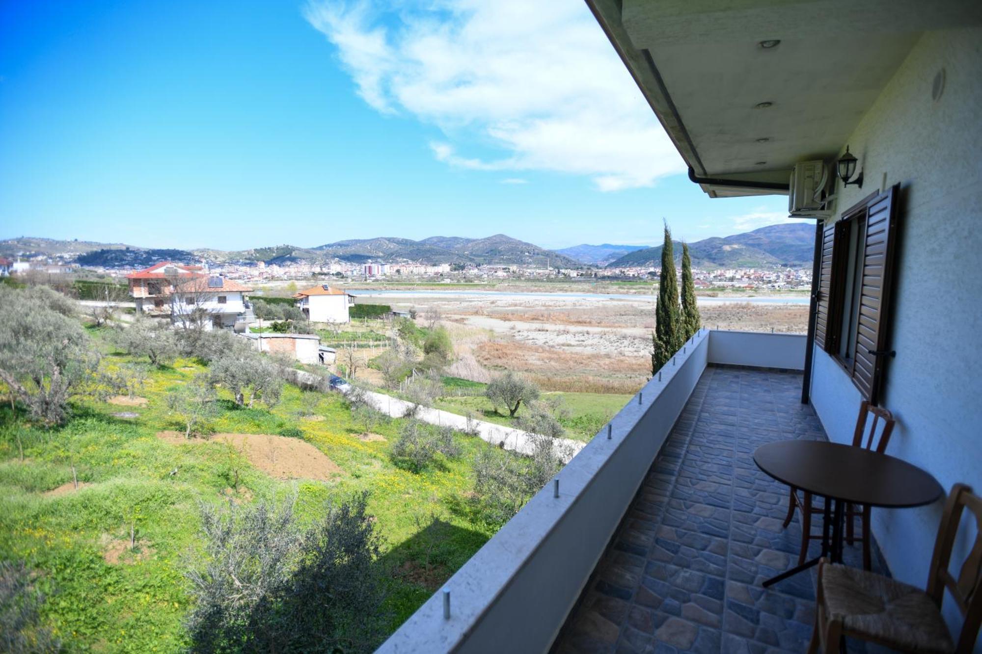 Villa Solitude Berat Exteriér fotografie